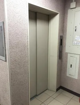 麻布パレスビルの外観