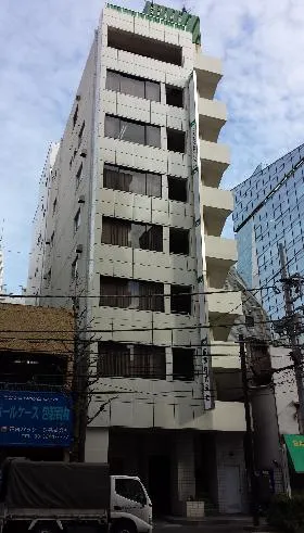 広部ミヤケビルの外観