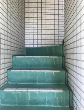 広部ミヤケビルの外観