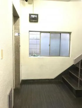 サンライズ六本木ビルの外観