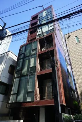 西麻布3243ビルの外観