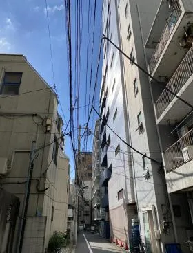 エスナ六本木の外観