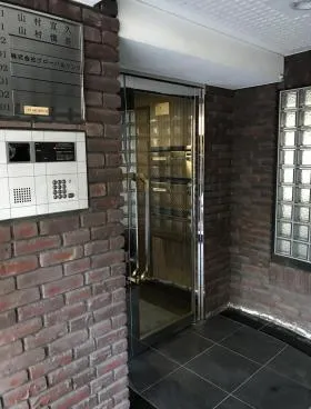 ヴィレッジ山村の外観