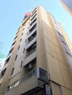 プラザ西麻布ビルの外観
