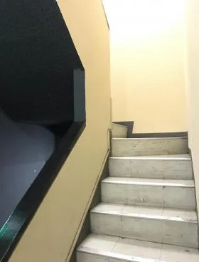 プラザ西麻布ビルの外観