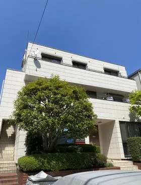 カーサ西麻布ビルの外観