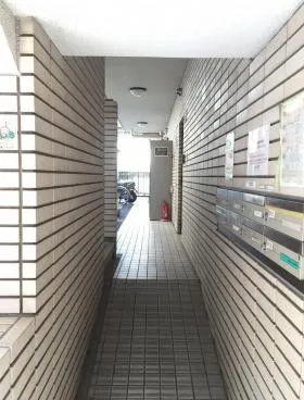 アーバンコート西麻布ビルの外観