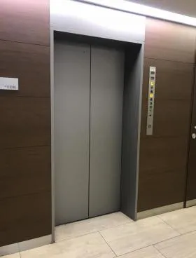 KDX浜松町センタービルの外観