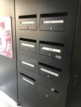 クレグラン骨蓋通ビルの外観