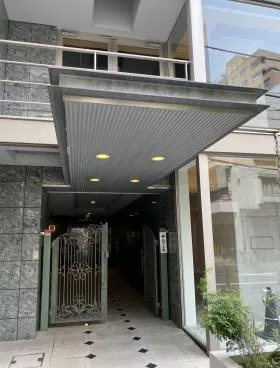 南青山ハウスビルの外観
