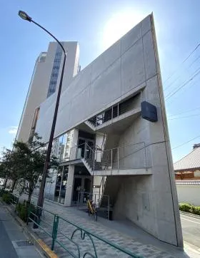 Tri-Angle MINAMIAOYAMAの外観
