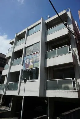 マンション眉山ビルの外観