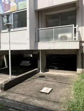 マンション眉山ビルの外観