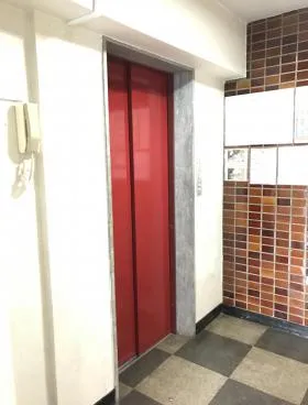 六本木グランドールの外観