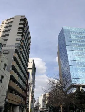 メゾン明石ビルの外観