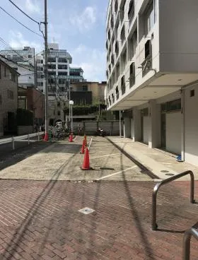 六本木ビジネスアパートメンツビルの外観