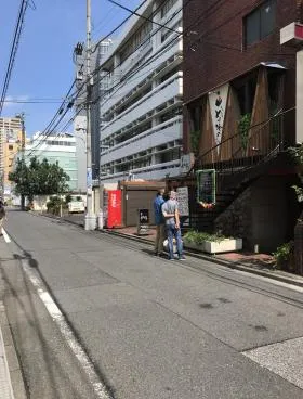 六本木ビジネスアパートメンツビルの外観