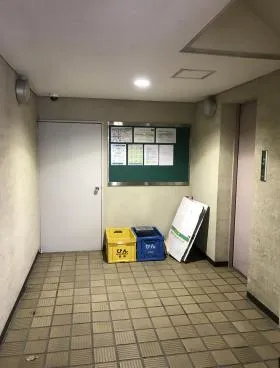 六本木コーポの外観
