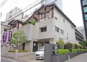 ソフィア六本木ビルの外観