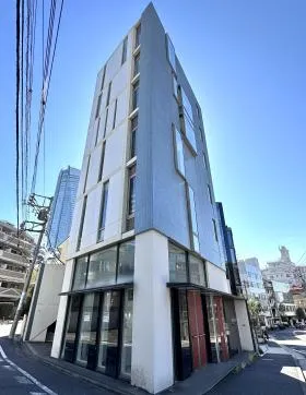 IPC麻布龍土町(龍土館ビル)ビルの外観