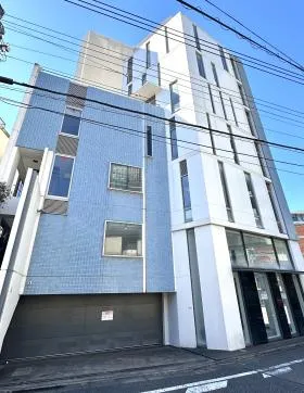 IPC麻布龍土町(龍土館ビル)ビルの外観