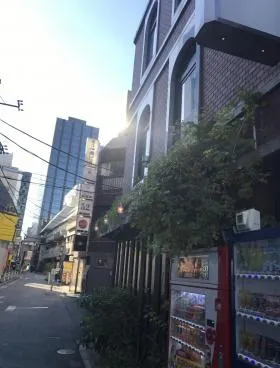 Studio-Dビルの外観