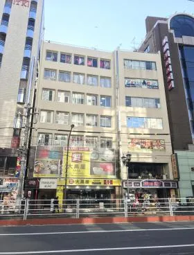 鳥勝ビルの外観