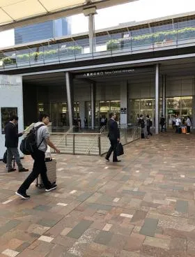 グラントウキョウノースタワーの外観