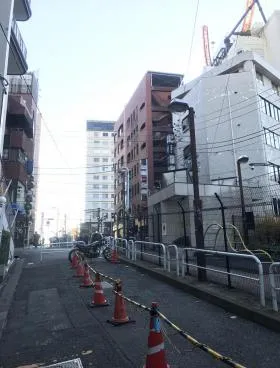 善隣会館ビルの外観