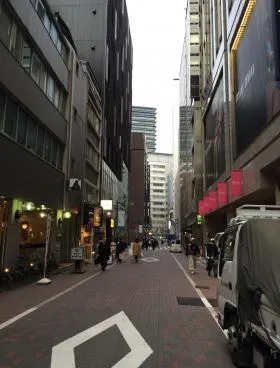 GM-2ビルの外観