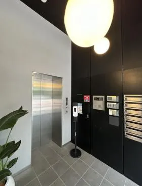 ESQ広尾(エスク広尾)ビルの外観