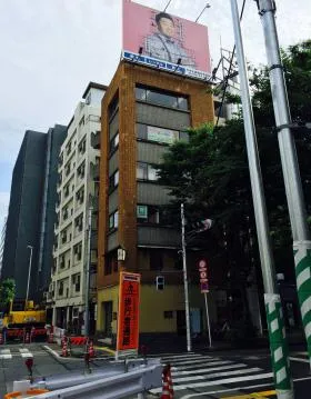 高島ビルの外観