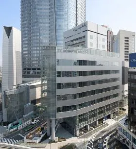 六本木ヒルズクロスポイントの外観