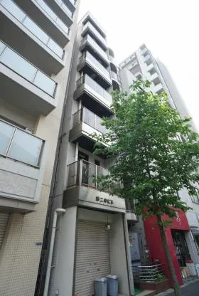 第2幸ビルの外観