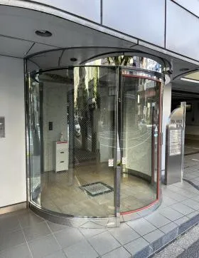 プロスパービルの外観