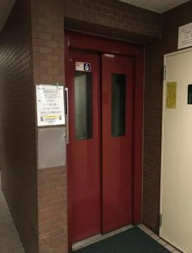 丸善ビルの外観