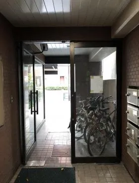 丸善ビルの外観