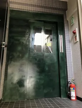 YF南麻布ビルの外観