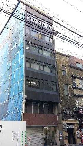 会計ビルの外観
