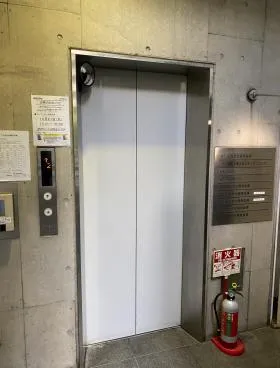 麻布十番エムビルの外観