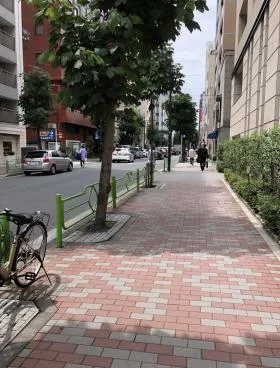 片帆ビルの外観
