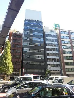 GINZA ONE BUILDING(旧ホーメスト木箱銀座)ビルの外観