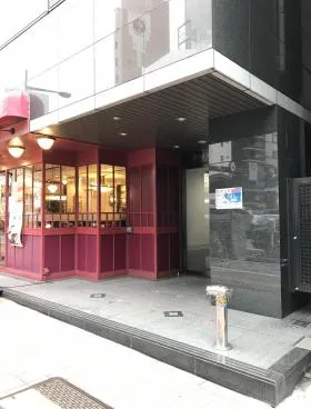 GINZA ONE BUILDING(旧ホーメスト木箱銀座)ビルの外観