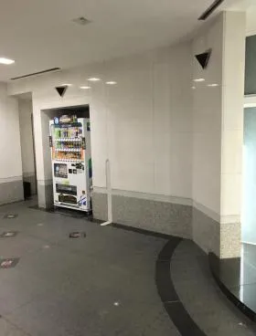 GINZA ONE BUILDING(旧ホーメスト木箱銀座)ビルの外観