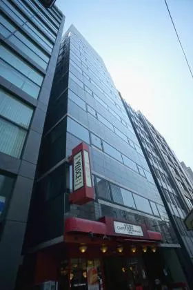 GINZA ONE BUILDING(旧ホーメスト木箱銀座)ビルの外観