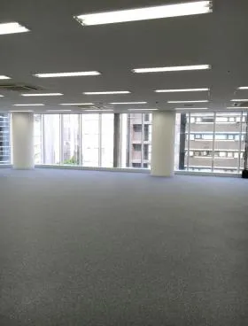 ヒューリック銀座1丁目昭和通りビルの外観