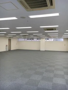 ヒューリック銀座1丁目昭和通りビルの外観