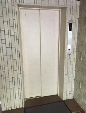 ストーク麻布K&Sビルの外観