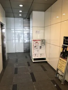 ジャノメ麻布十番ビルの外観