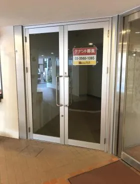 麻布網代マンションビルの外観